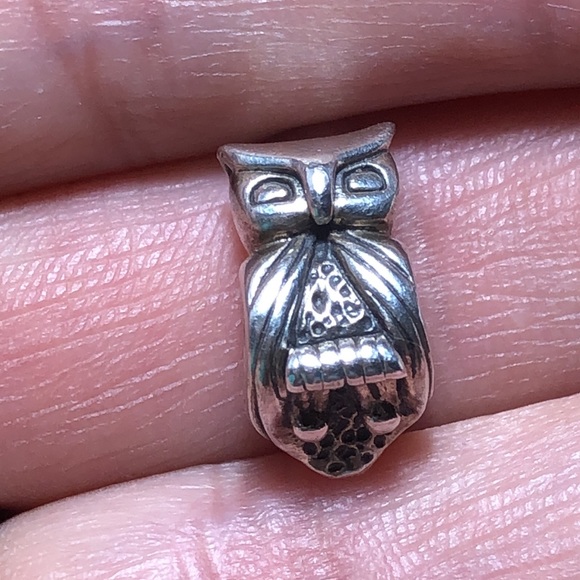 Owl Charm - Sterling Silver - Picture 3 of 4